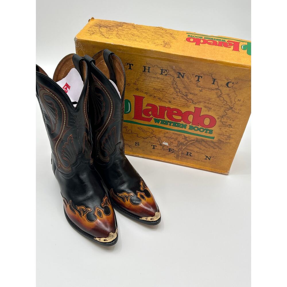 Laredo Western Cowboy Boots Men’s Size 9 EW Black Flame Leather Pointed Toe NEW